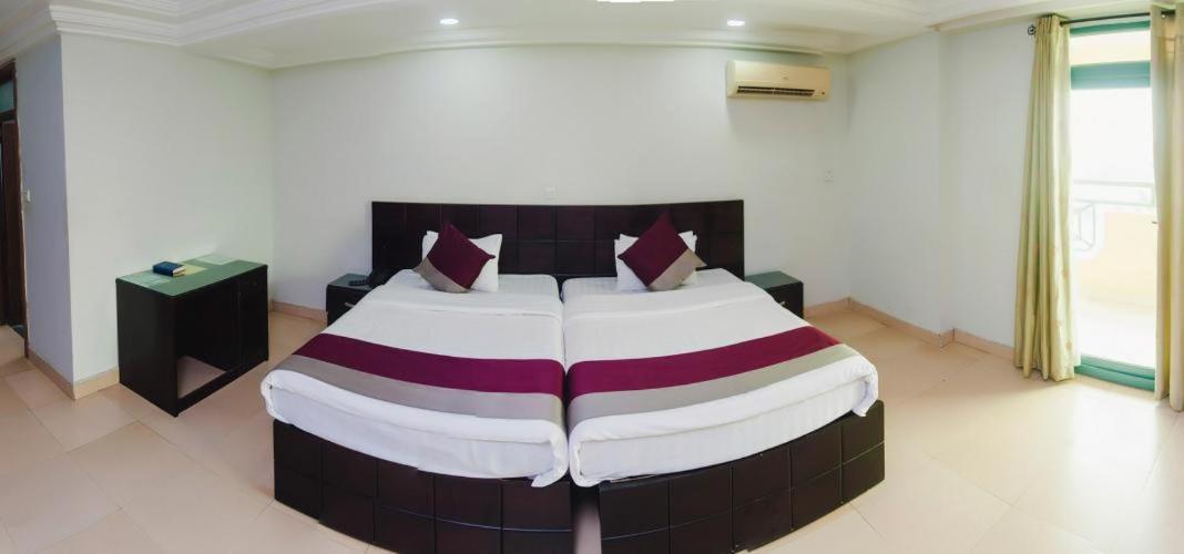 Taifa Korkdam Hotel מראה חיצוני תמונה